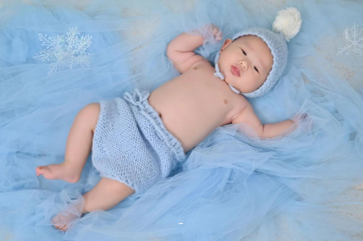 包头二个月的宝宝 包头二个月的宝宝